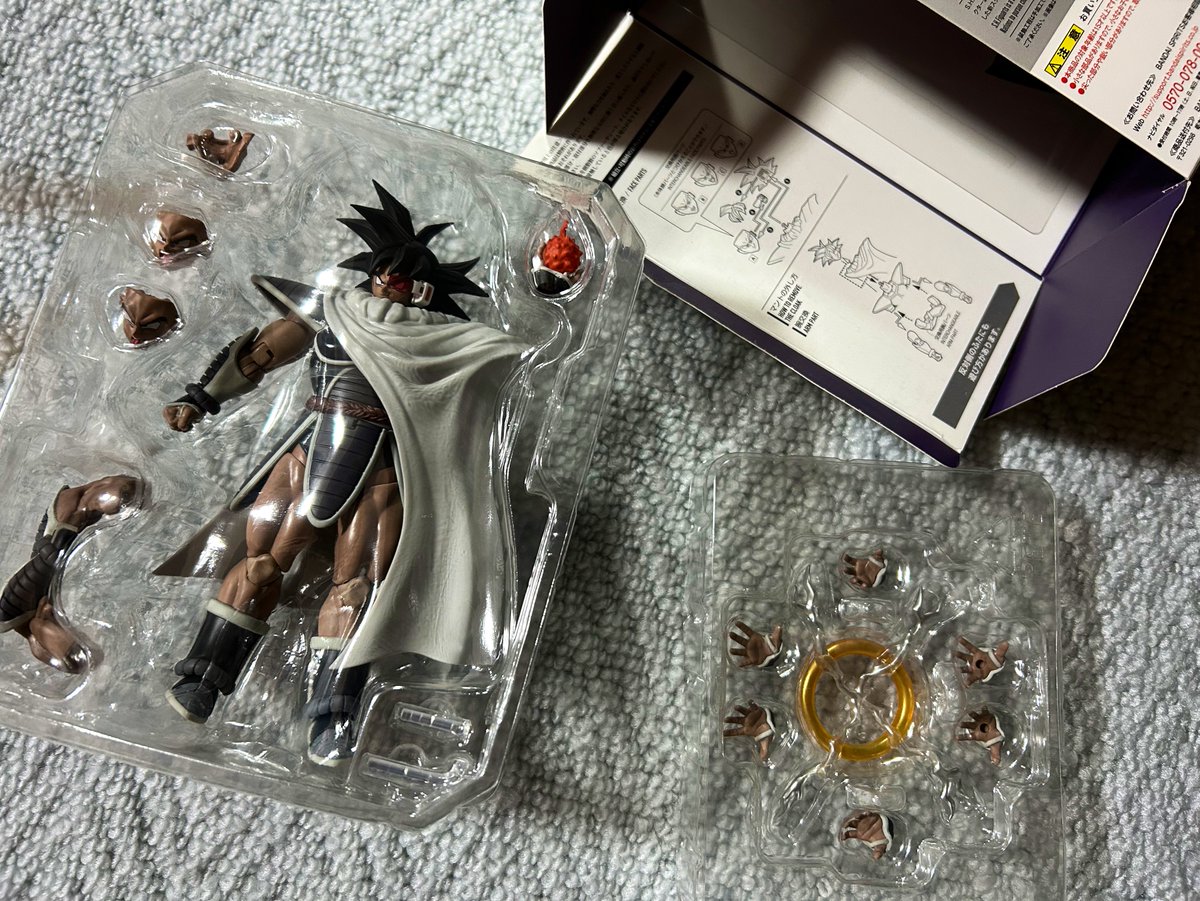 「S.H.Figuartsターレス届いたー!!!顔も難解だけどキルドライバーも難解」|リフラのイラスト