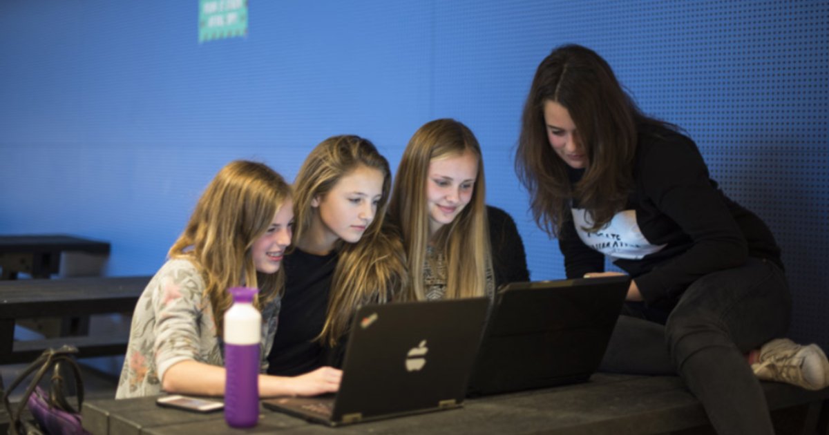 🤔Er komen 𝗚𝗘𝗘𝗡 extra maatregelen voor de centrale examens 2023. Daarom voor alle docenten in het voorgezet onderwijs: 𝗵𝗲𝗹𝗽 𝗷𝗲 𝗹𝗲𝗲𝗿𝗹𝗶𝗻𝗴𝗲𝗻 𝘀𝗹𝗮𝗴𝗲𝗻 en probeer 𝗘𝘅𝗮𝗺𝗲𝗻𝗞𝗿𝗮𝗰𝗵𝘁 gratis uit! RT! bitly.ws/AHAW #redmijndiploma