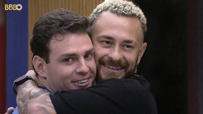 letiro_drigues's tweet photo. Fred Desimpedidos sobre o Gustavo no paredão: “O Brasil tá vendo a parada. Pra mim você é zero foco. Papo reto, por tudo que a gente viveu e conversou ontem, é nítido”. #BBB23 https://t.co/5V7KpZKwFR