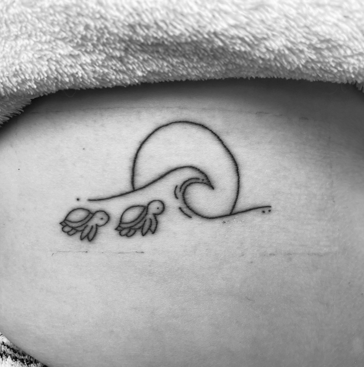 Lauramf142's tweet photo. Un día prometimos que sería pa siempre🐢💜 https://t.co/Vt7NpaSJRP