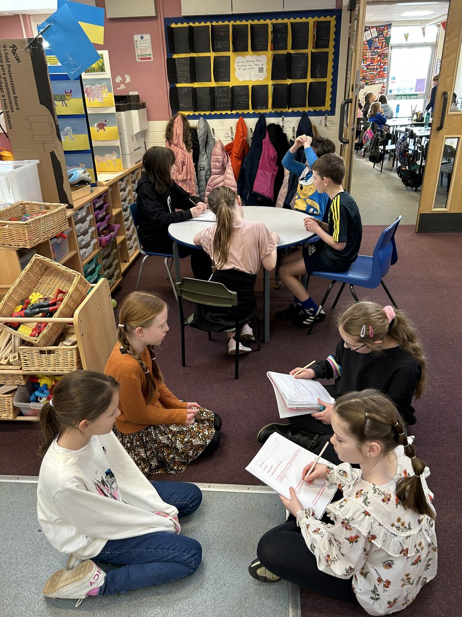 MenstriePrimary's tweet photo. P4S and P6E working together today. P6s were interviewing P4s about online safety. Questions were prepared in advance and now responses will be included in their Digital Tech Magazines (typed up on Chromebooks) #digitalMenstrie @ClacksDigital https://t.co/QnpF0bVQci