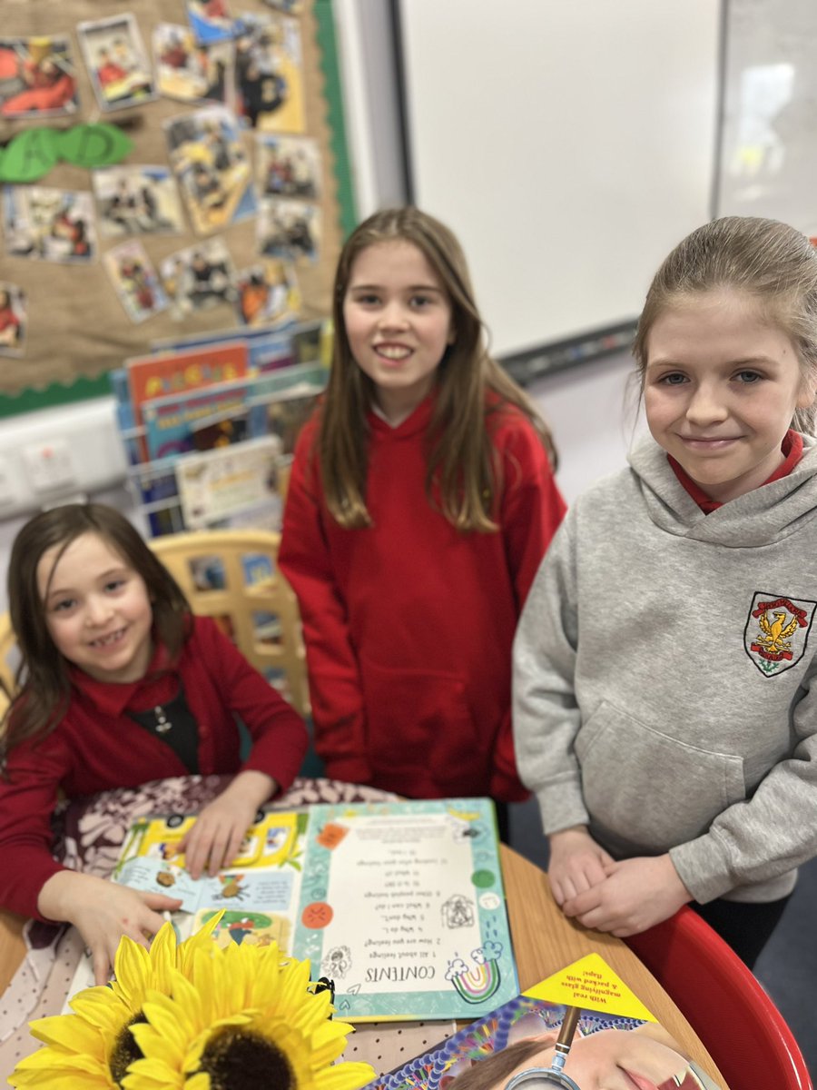 MidCalder_PS's tweet image. P6 enjoyed reading with P2 today. 💗📕 It is always great to spend time sharing our love for reading! #MCPSP6 #MCPSP2 #Reading @wl_literacy #SOAR