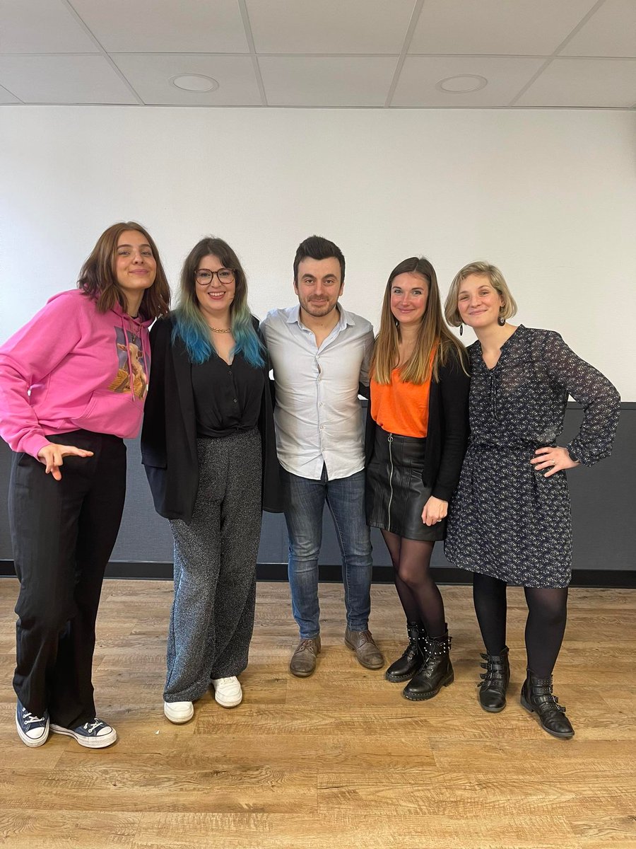 lorenzopilato's tweet photo. 🎬 Clap de fin pour la masterclass du #MBADMB
🎼 Nous avons présenté la transformation digitale des supports musicaux.
Merci à notre superbe équipe #masterclassrecord C'était une belle expérience et un plaisir de travailler ensemble !
#GoGoGo #TransfoNum https://t.co/vyQcKOOR9k