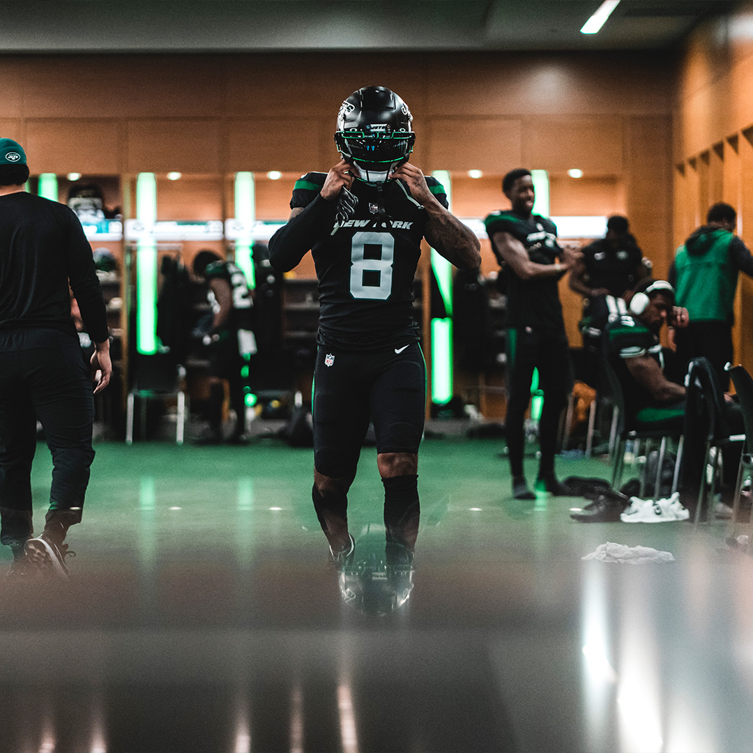 You're on locker room playlist duty.

What song are you playing last before the team takes to the field? 🎶