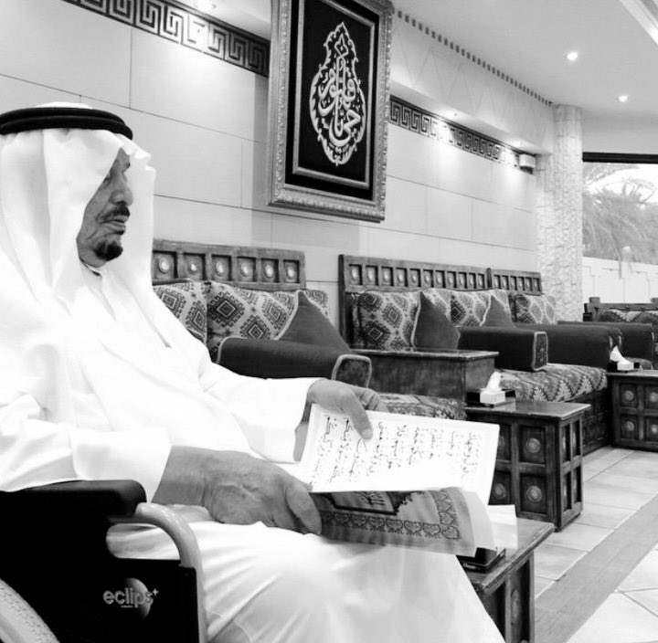 lubnaAlkhamis's tweet photo. اللهم إنه كان محباً للخير .. داعماً للغير  .. صادقاً في القول .. خيّراً في الفعل .. حي القلب .. نيّر الروح .. بشوش الوجه .. عذب السيرة. حضوره مُلهم .. وغيابه مرّ ومؤلم. 

اللهم أكرم نُزله وأنر مرقده وثقل موازينه وجازه عنا خير الجزاء يا أرحم الراحمين🙏🏼

#عبدالرحمن_بن_فهد_الكريديس https://t.co/4NgymvgJKG