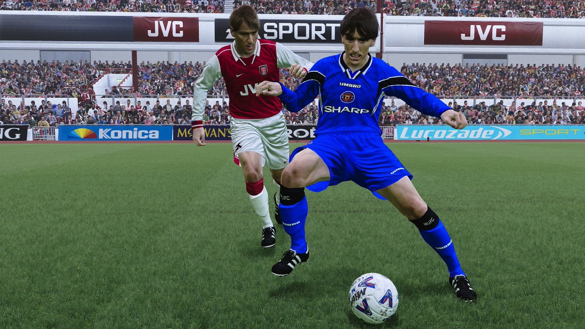 Trevorsports90's tweet photo. Man Utd vs Arsenal's rivalry started in 1996 with the arrival of Arsène Wenger, so I recreated just a little bit of it. 

Having all the new faces really helps with immersion, as do the choice of kits in the kitserver. 

@IssPes97 #PES21 #RetroPES #FACarlingPremiership https://t.co/g9xZbseXIG