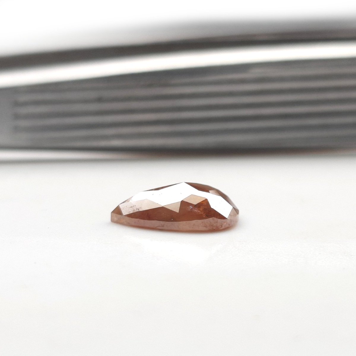 AvellinnoJewels's tweet image. 1.17 Ct Natural Pear Shape Rustic Salt And Pepper Diamond For Wedding Ring 💍

#pearshapediamond #rusticdiamond #naturaldiamond #loosediamond #facetedcutdiamond #pearrosecut #loosepearcut #diamondstone #polisheddiamond #browncolordiamond #graydiamond #loosepeardiamond