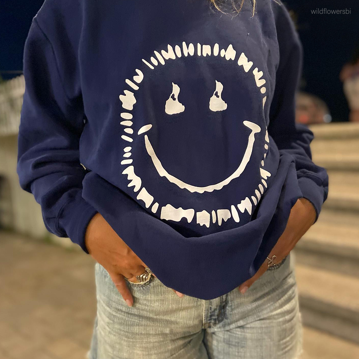 BlockIsleFerry's tweet photo. Sweatshirt Weather = Casual Friday! What a great opportunity to go through your wardrobe and show your Block Island love!
#BuyLocal #BlockIslandLove #BlockIsland #SailAway #BlockIslandFerry https://t.co/UfJodHzLtY