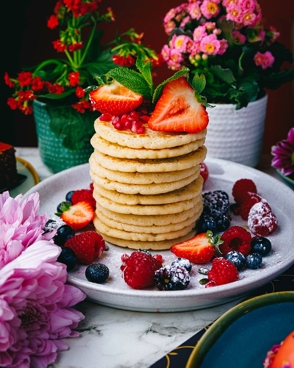 Kula_UK's tweet photo. The 8th wonder of the world is a tall tower of cloud-like pancakes topped with fresh berries! π₯π« #PancakeWeek #Marylebone https://t.co/0lMsHzwjgb