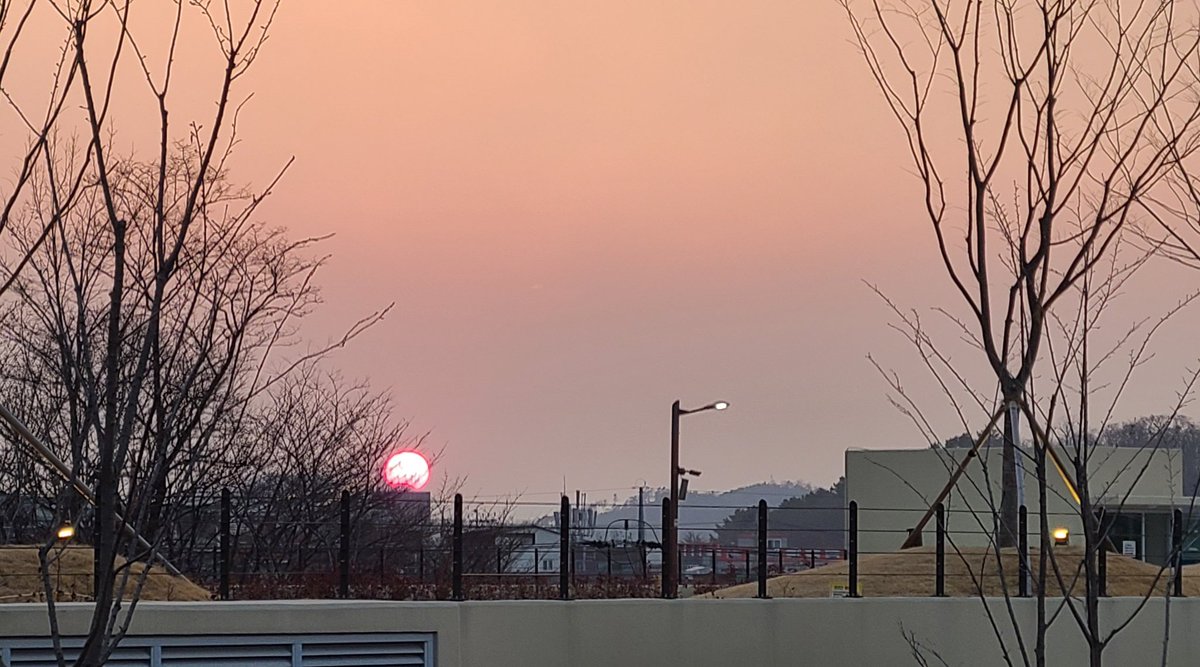 HakheeKim's tweet photo. ⏩️5장7부라고까지 하는 스마트폰, 늘 사용으로 것만으로도 캐시 모아 유용하게 사용해보아요^^

캐시아워로 휴대폰 시간을 관리하세요!

쌓인 시간을 사용하면 무료로 모바일을 받거나 계좌로 입금받을 수 있어요!

시작하기: https://t.co/nPzVPHJ7yY https://t.co/hdgPIidooy