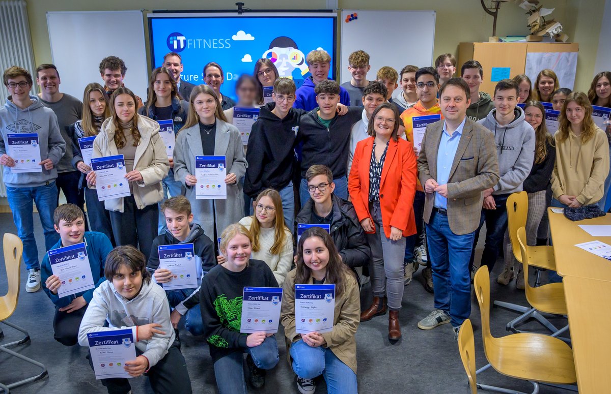 Microsoft Berlin tweet media