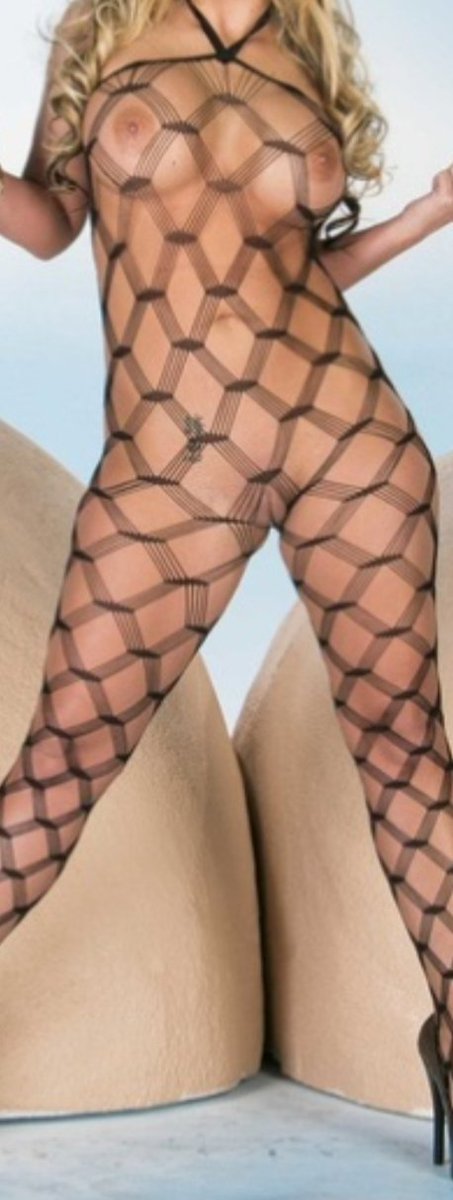 Maxi3913's tweet photo. #catsuit #bodysuit #bodystocking #crotchless #lingerie #pussy #labialips #lingerie #lingerielover #lingerieaddict #pantyless #pantieless #nylon #nylonlover #openlegs #spreadlegs #boobs #tits #sexy #HotPhotos #fetichistes #bodynet https://t.co/44Odq5ajq7
