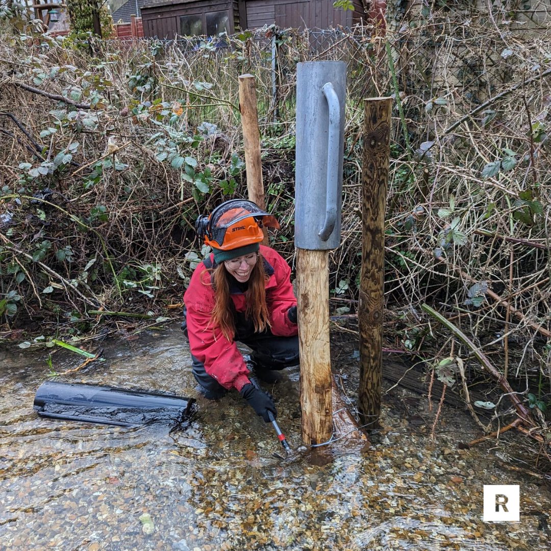 this_is_revere's tweet photo. This week, Archie, Ella and Caz used their volunteer day to support @chilternrangers's river restoration project❤️
We couldn't be prouder of the team for supporting such a worthy cause 👏🐟
#VolunteerDay #CSR #ThisIsRevere https://t.co/COBysTMw5f