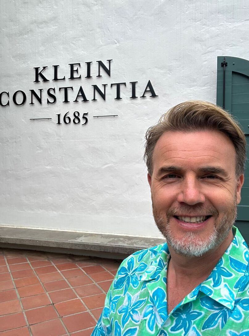 GaryBarlow's tweet photo. I promise this is work... @GaryBarlowWines 

#GaryBarlowWines https://t.co/ULrraEkBjU
