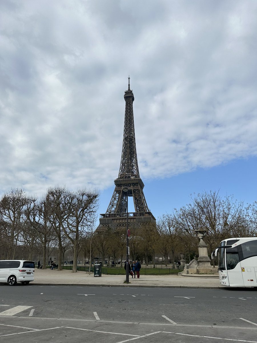 Gm 🕯️

Who’s here at <a href="/nft_paris/">NFT Paris</a> ?

#nftparis #nft #nftcommunity