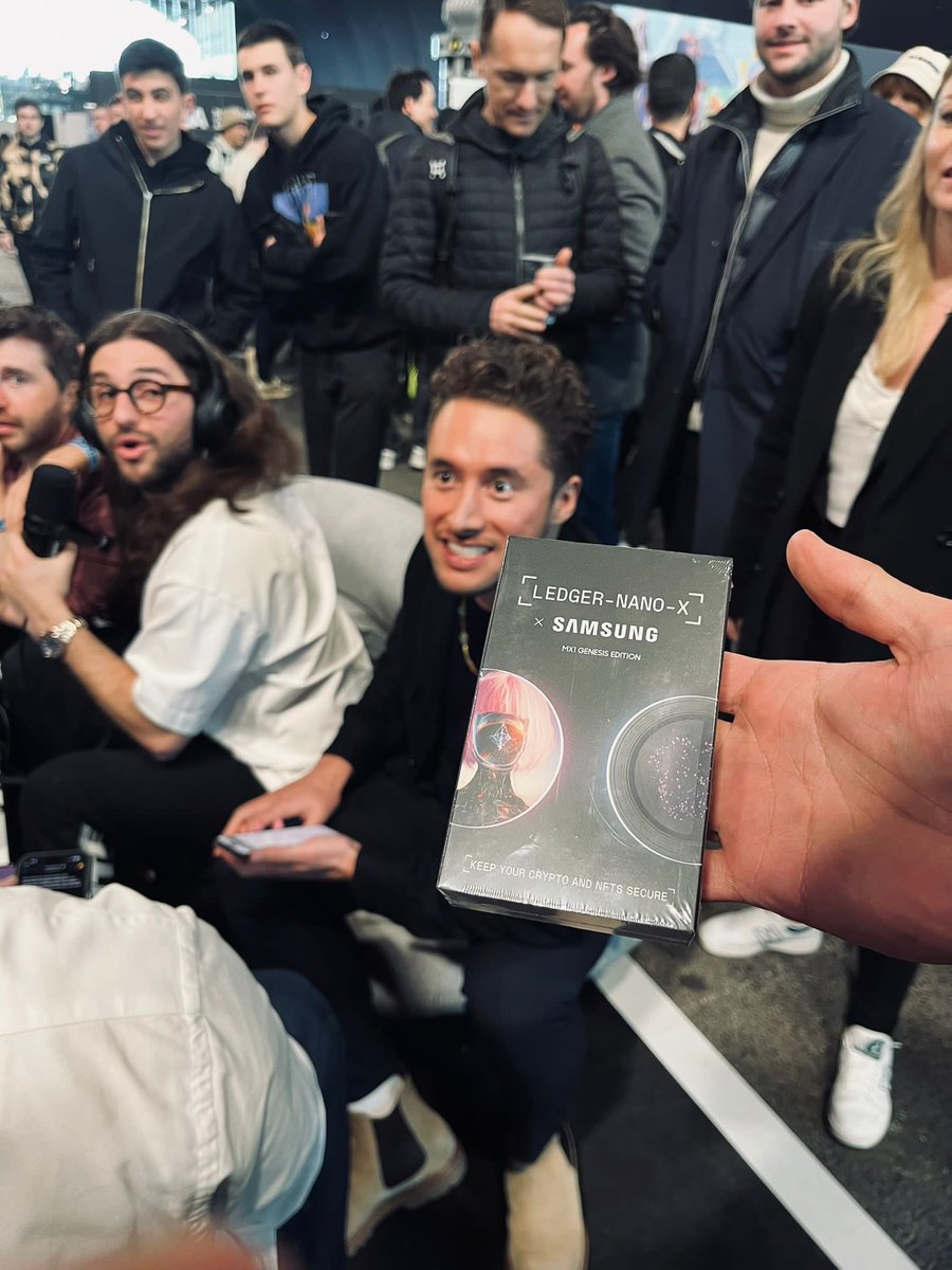 antonitudisco's tweet image. this is crazy 🤯💕