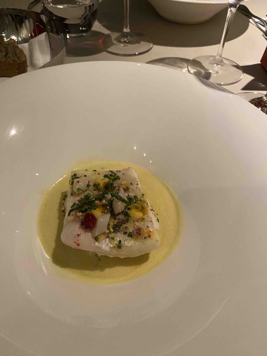 Robin Hamilton tweet media