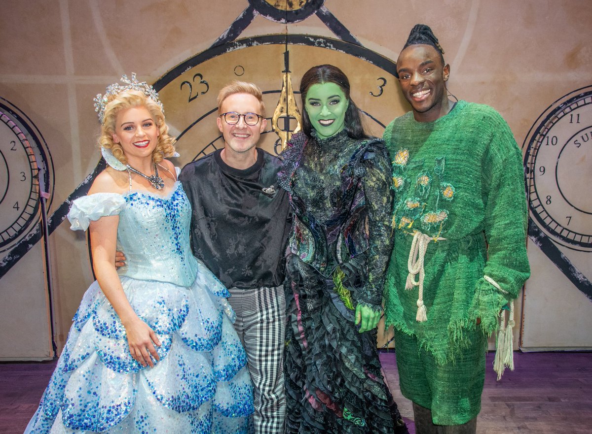 Party on the ozdust ballroom dancefloor! @Ianhwatkins had a lifetime of fun this week. Who's coming to see us in March? 💚 🥳