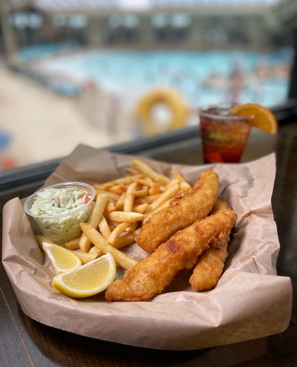 WildernessWI's tweet photo. It's the 1st Friday of #lent and we're serving up a traditional #WisconsinFishFry in Survivors ๐ Enjoy 3 pieces cod or perch served with French fries, cole slaw & a side of tartar sauce. Yum!
Our bartenders also make a great Old Fashioned for with it! ๐๏ธ
#fishfry #wisdells https://t.co/3HZCU3wZ7i