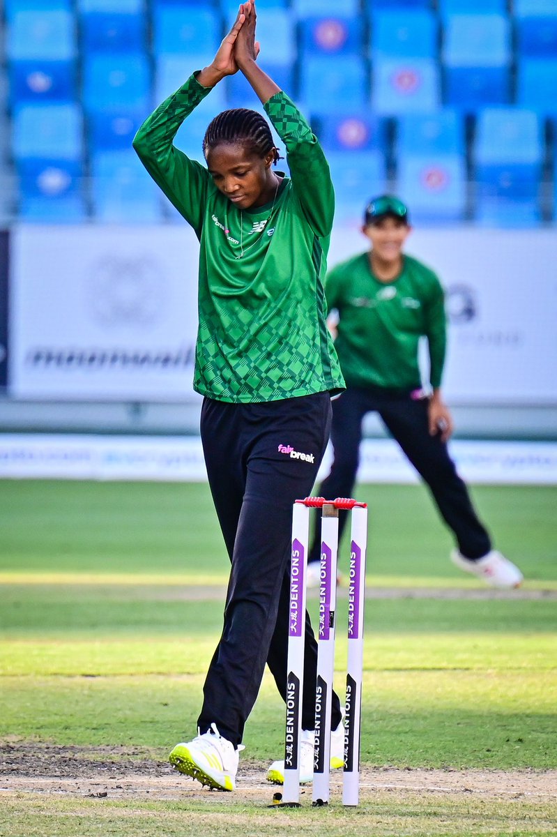 #SAvENG Abongile Khaka won us the match. Brits had good runs and great catches but the one won us the match was Abongile. That's it why it is called player of the match. She took 3 wickets for 3 runs in the 18th over. The best figures in the world cup.