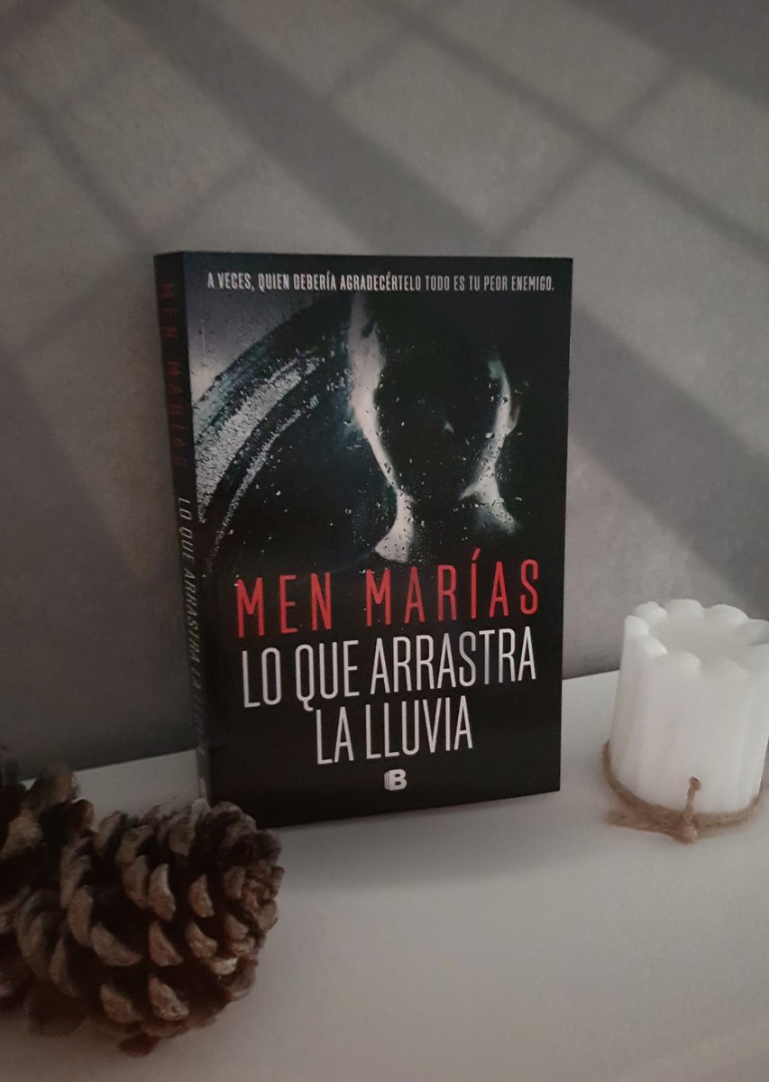 Ro_Bookish's tweet photo. En #SoyYincanera hemos sondeado
#LoQueArrastraLaLluvia viajando a las profundidades del alma humana de la mano de @MenMarias, publicada por @penguinlibros. ¿Quieres conocer mis impresiones?

https://t.co/zNsPwoABvm https://t.co/CH5TJ9pfIk