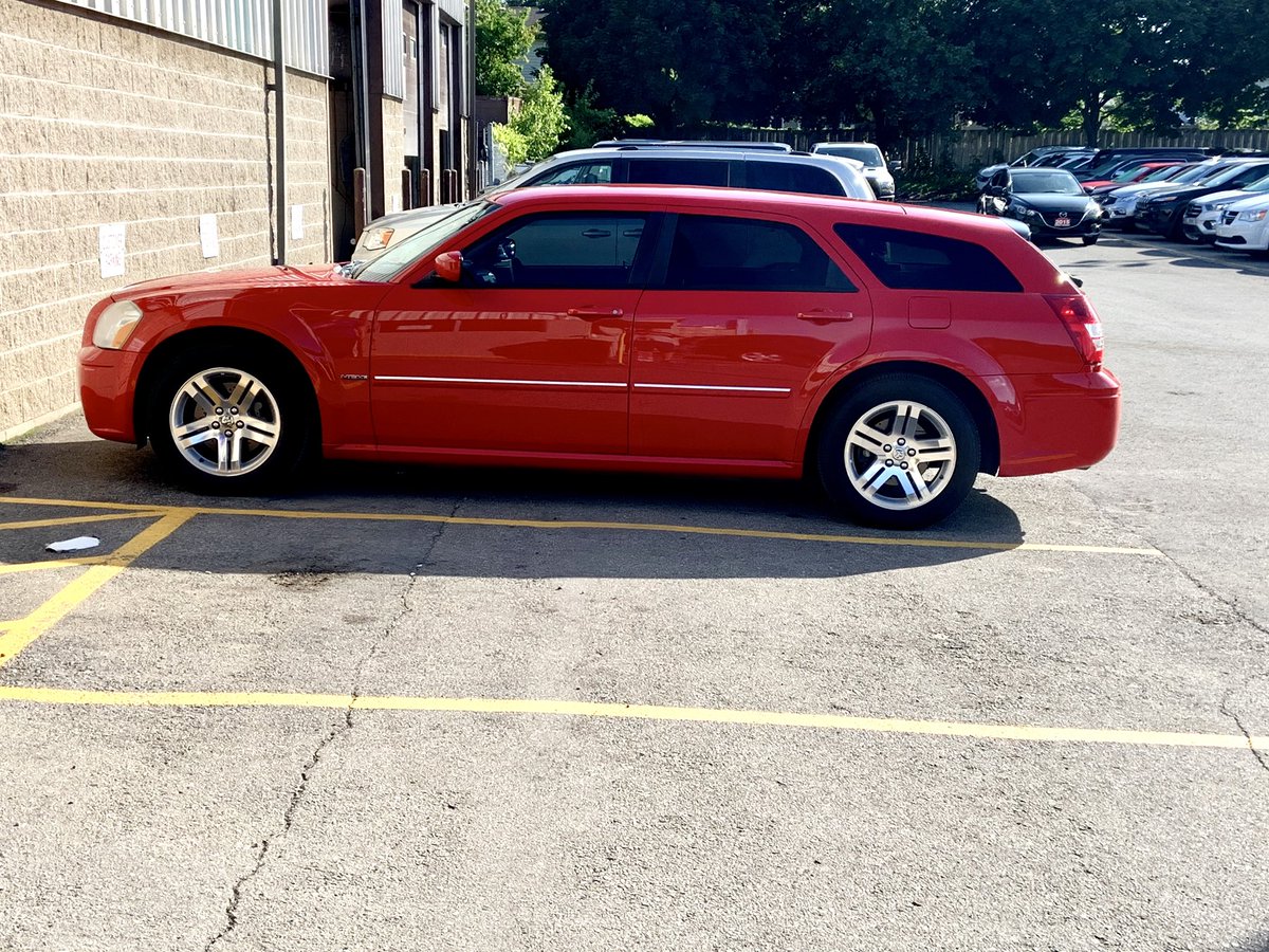 srt_707hellcat's tweet photo. @TheHEMI_com Love my HEMI Magnum
#ENVTHEMI
#BAPproud https://t.co/zRt6LxbFfw