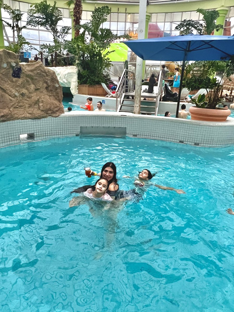 LunaSheryl_'s tweet image. There’s so many other water parks out here that I cannot wait to visit. ❤️ #germany #aqualand #colognegermany #europe