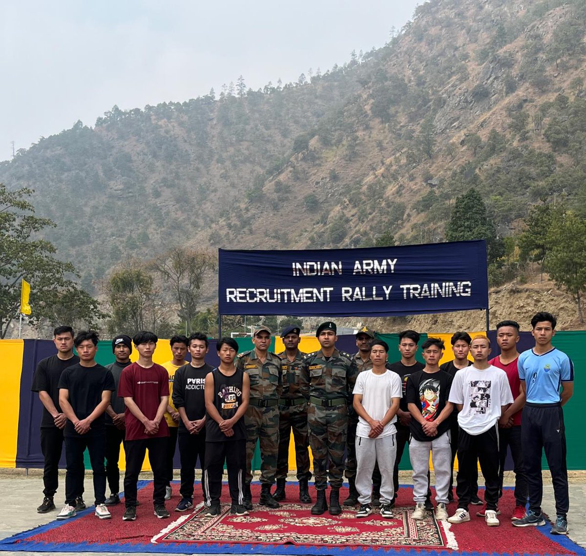 GajrajCorps_IA's tweet image. #Agniveer_recruitment
#IndianArmy helping the local youth with training and guidance from 21 - 28 February at #Tenga. A small help for the motivated youth to serve the nation with honour &amp;amp; pride.
@easterncomd
@adgpi
@MyGovArunachal