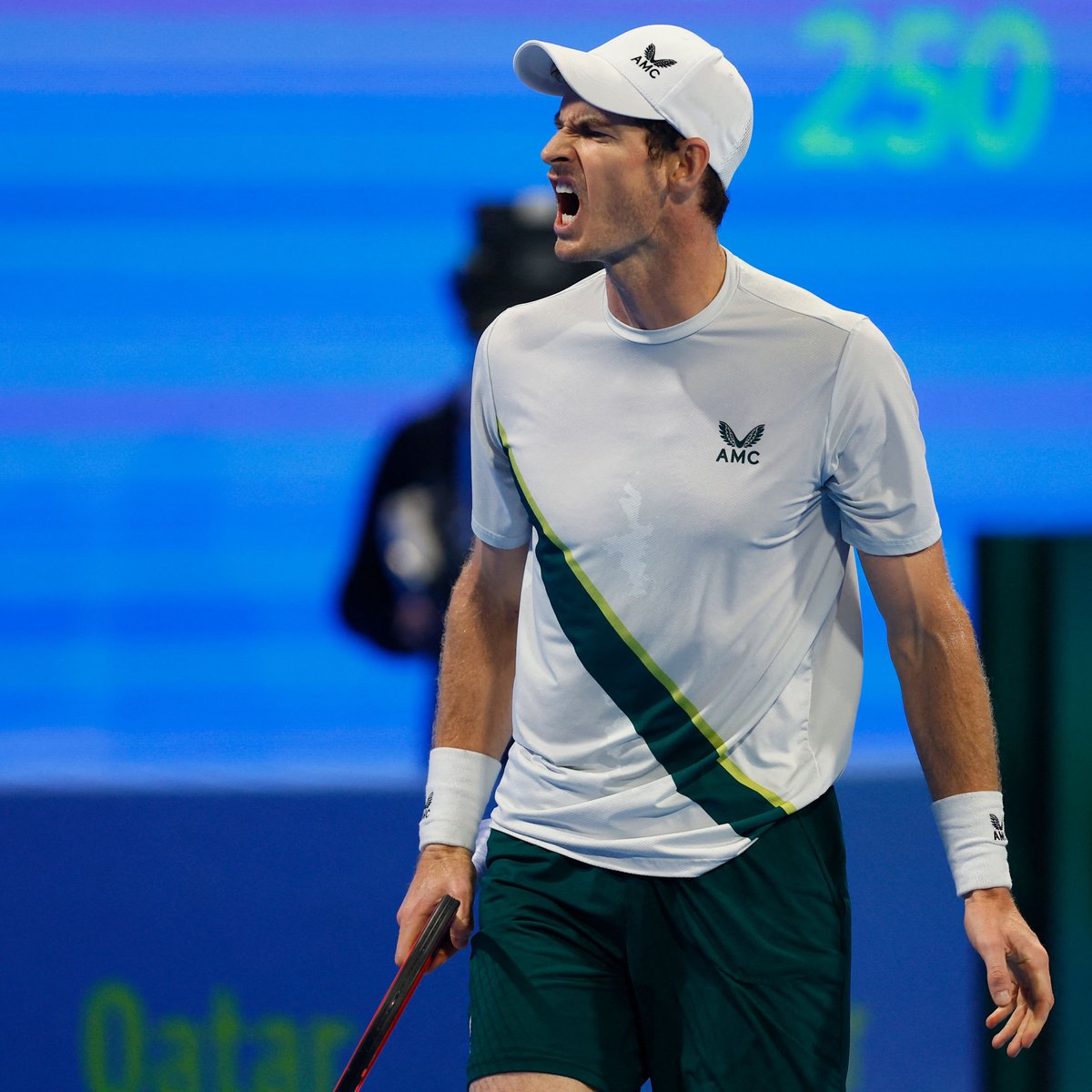 ANDY, ¿DE QUÉ PLANETA VINISTE?

Otro partido más donde Murray tiene que levantar match points en contra, en esta ocasión 5, para superar a un Lehecka que se vino abajo en el tercer set.

Andy regresa a una final 8 meses después y buscará su 1er título ATP en 3 años y medio.