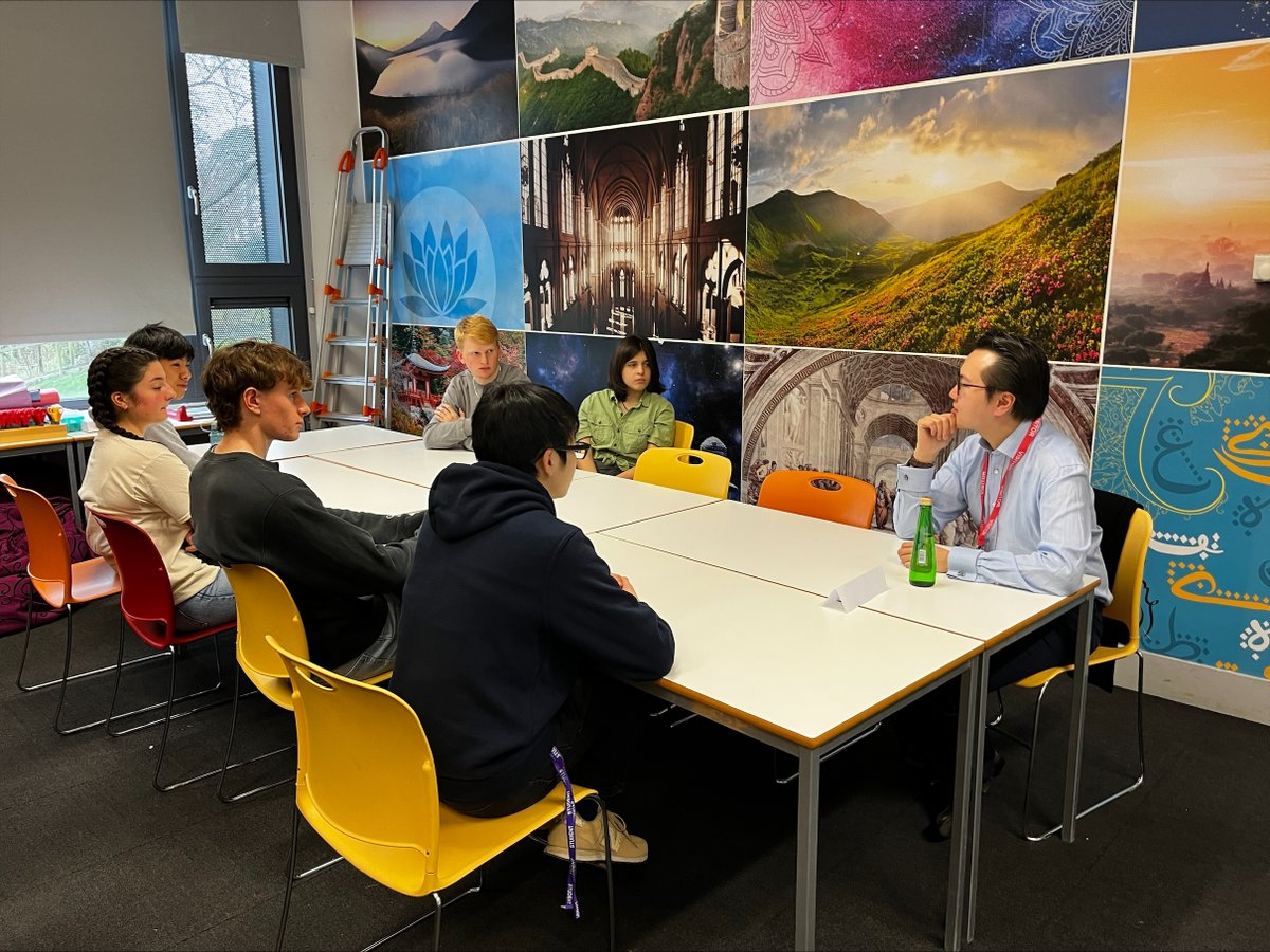 Kingswood Sixth Form tweet media