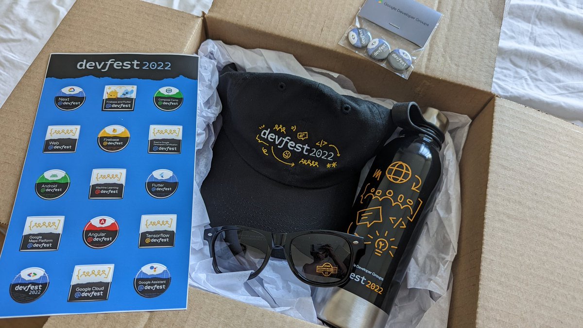 tohure_'s tweet photo. .#DevFest2022 was a great season to reconnect and share knowledge with all communities here in #LATAM 🥹💪

Thanks so much for this present @googledevgroups @GoogleDevsLATAM
Great choice for these super Sunny days in #Peru 😎☀️⛱️
@GoogleDevExpert 
#AoGDevs https://t.co/wBUTng9UBu