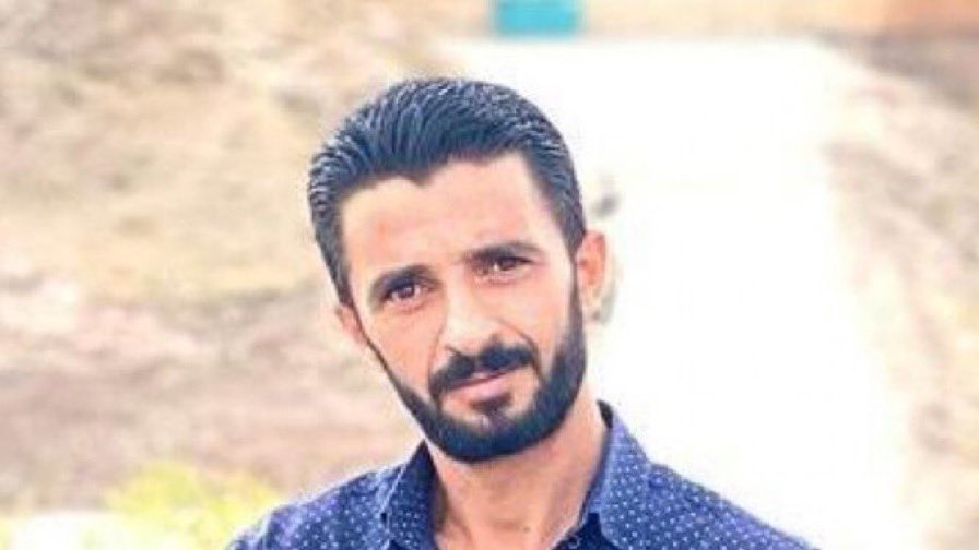 Doğubeyazıt’ta İmamla tartıştığı gerekçesiyle gözaltına alınan Ahmet Bugrur nezarette ölü bulundu.

Kürt ölünce dünya kör, sağır ve dilsiz oluyor…