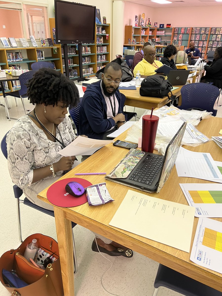 DrEMJaime89's tweet photo. Science Department
Instructional Specialists Meeting @AldineISD! So fortunate to present to the team providing ELLEVATION Strategies and activities to take and use in the classrooms. @delgadong94 @Daviseslmatters @AldineEsl @EllevationEd #WritingWindows #KWL #ConversationMovers https://t.co/mtkDzZCy3H