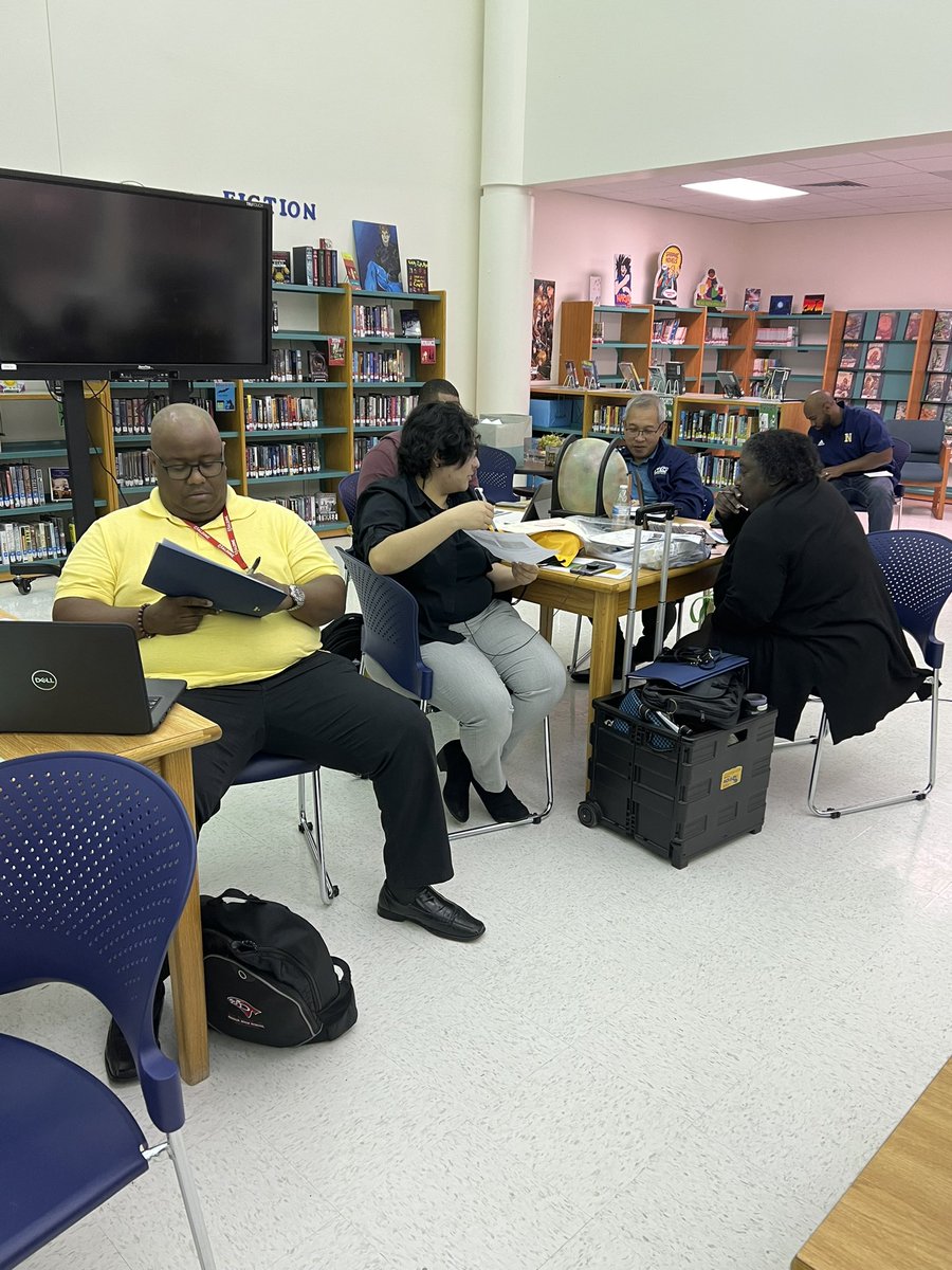 DrEMJaime89's tweet photo. Science Department
Instructional Specialists Meeting @AldineISD! So fortunate to present to the team providing ELLEVATION Strategies and activities to take and use in the classrooms. @delgadong94 @Daviseslmatters @AldineEsl @EllevationEd #WritingWindows #KWL #ConversationMovers https://t.co/mtkDzZCy3H