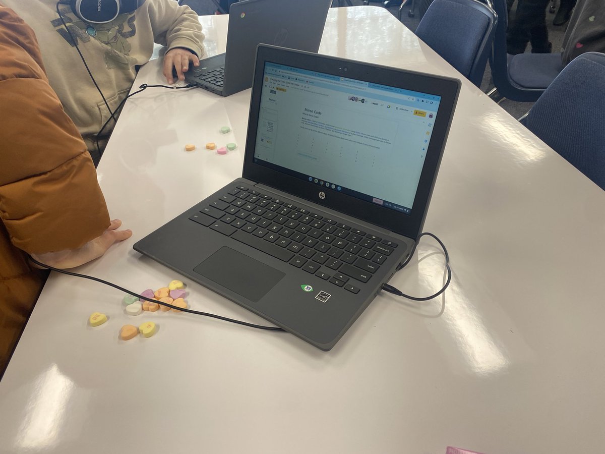 MrsSamMitch's tweet photo. Co-teaching a #STEM lesson with a focus on transferring information in a variety of ways using candy heart messages ♥️. #QRCodes #MorseCode #valentinesSTEM https://t.co/YqcNVJG9tf