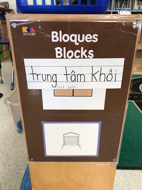 PKCarsonBarnes's tweet photo. Exploring Languages in Pre-K. We have students who speak Vietnamese and Spanish in our class - exposure is important! #UnitingOurWorld #GlobalLeaders @Smith_Seabees @ParticipateLrng #LanguageIsImportant https://t.co/wkOKQFSPbE