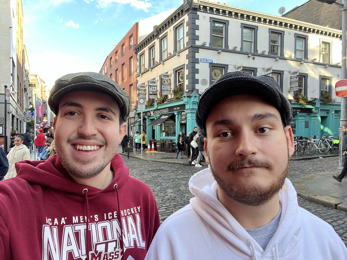 HighCharacter_'s tweet photo. Let’s change the vibes for @UMassHockey tonight.

If you have a flat cap, join us and @EliSlovin and wear it to Senior Night tonight at Mullins! #FlatCapFriday https://t.co/2Y7YDn4s8F