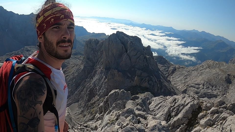 OS2O_'s tweet photo. 🆕¡Nuevo post en nuestro #Oblog!

⛰La Línea Schulze: Exprimiendo el concepto FAST&amp;LIGHT

📍Picos de Europa, Fuente Dé

👉🏼Javi Marín, colaborador del #OS2OTeam, nos cuenta una aventura FAST&amp;LIGHT que realizó el pasado verano: 

📖https://t.co/oMfYkSn3mR 

#FastandLight https://t.co/DlRrvxIhQN