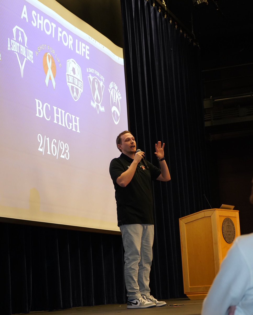 BCHigh's tweet image. Mike Slonina and his organization, @ASFL_Shoot4Cure, showcase some of the best athletes in the state in various sports to raise money for cancer research! #BCHigh lacrosse players James Carroll ’23 and Will Emsing ’23, recently played in the #ASFLClashAgainstCancer game 🥍