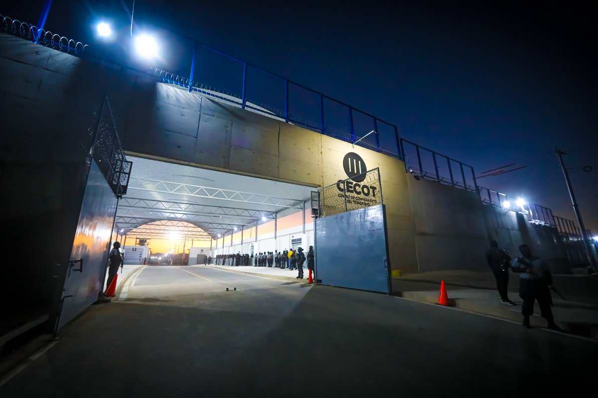 Centro de Confinamiento del Terrorismo tweet media