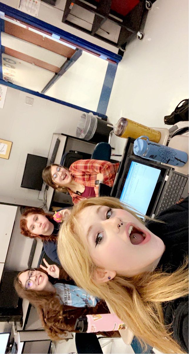 BusinessCWHS's tweet photo. Intro to Business classes are currently working on food truck business plans!
#futureentrepreneurs #foodtrucks https://t.co/vMrcfSNRFN