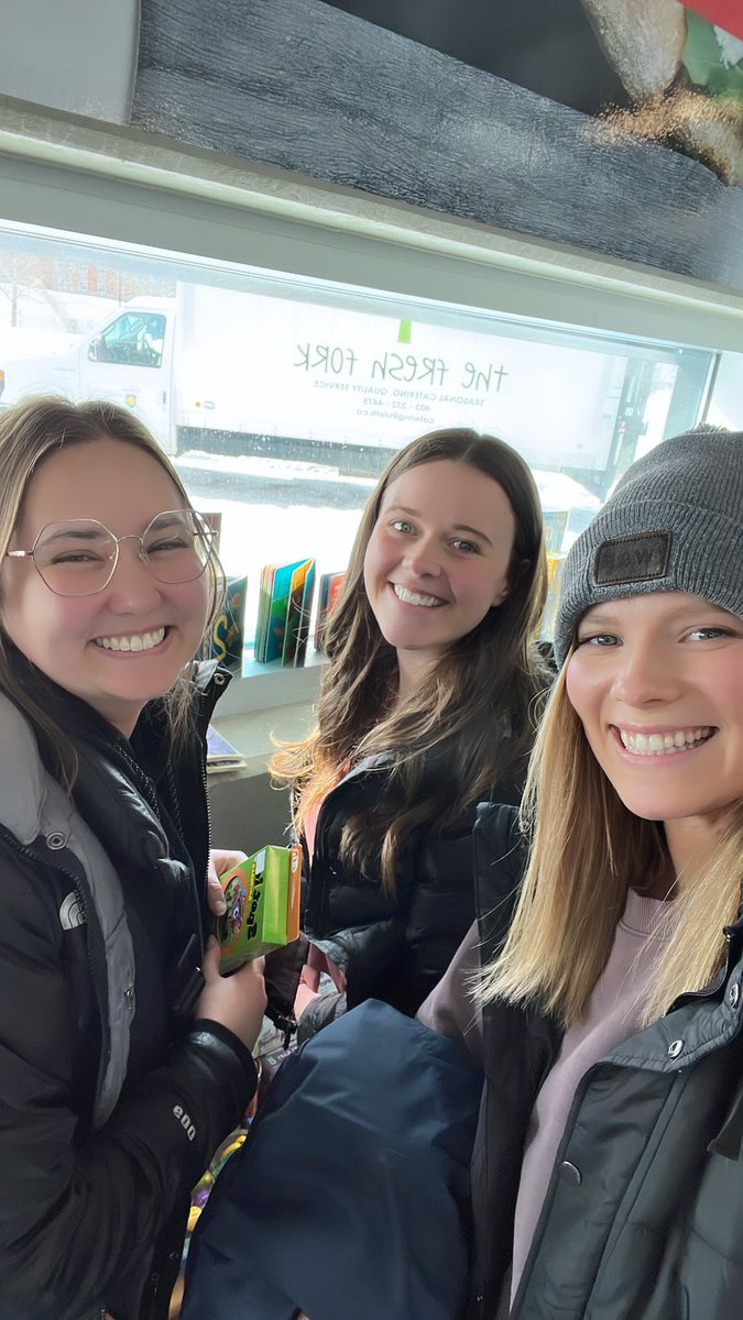 Ciona Thompson tweet media