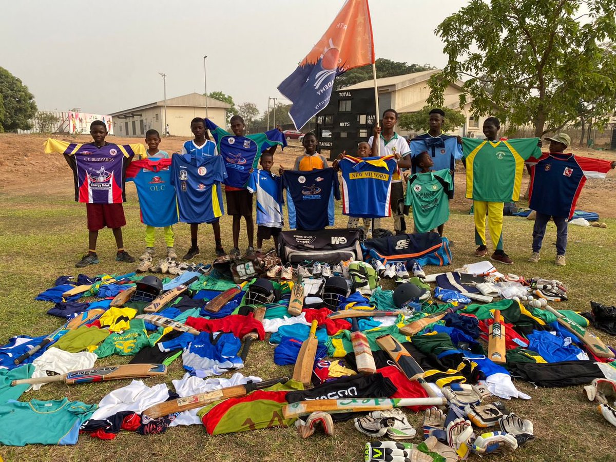 TheMiddleStump2's tweet photo. Yesterday, our friends over at #NorthernCosmoCricketAcademy took delivery of #cricket equipment and clothing donated by US based cricket club #newmilfordcc

On behalf of NCCA, we are grateful to everyone at New Milford CC. 

We are now officially New Milford CC fans! #cricket https://t.co/xaSy12RGFT