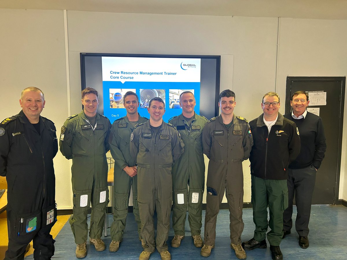 Our new Crew Resource Management Instructors, a mix of young (and old!) pilots together with Garda and Paramedics delivered their first initial course this week. 
Law enforcement, medicine and aviation relies on humans working in high consequence environments. 
#humanfactors