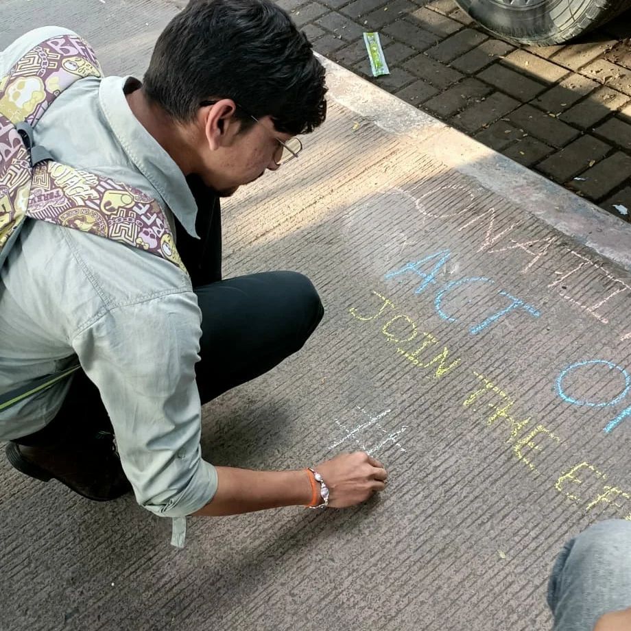 Sharvacharity's tweet image. Chalk of a Marshal Drive in collaboration with bondsocially NGO.
Location- FC road Pune✔

#sharvains #Pune #cleanpune #fcroad #pmc #ngo #socialcause #Awareness #campaign