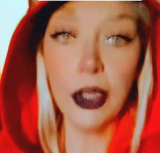 _racchhxx's tweet image. #Backontwitter #backonsocialmedia was off all for 2 mnths. Hope ya all doing good. Though who tf knows how long b4 #twitter lets me see my followers tweets lol, &amp;amp; my followers see mine. #staysafe 😃 ✌️ 💜💙