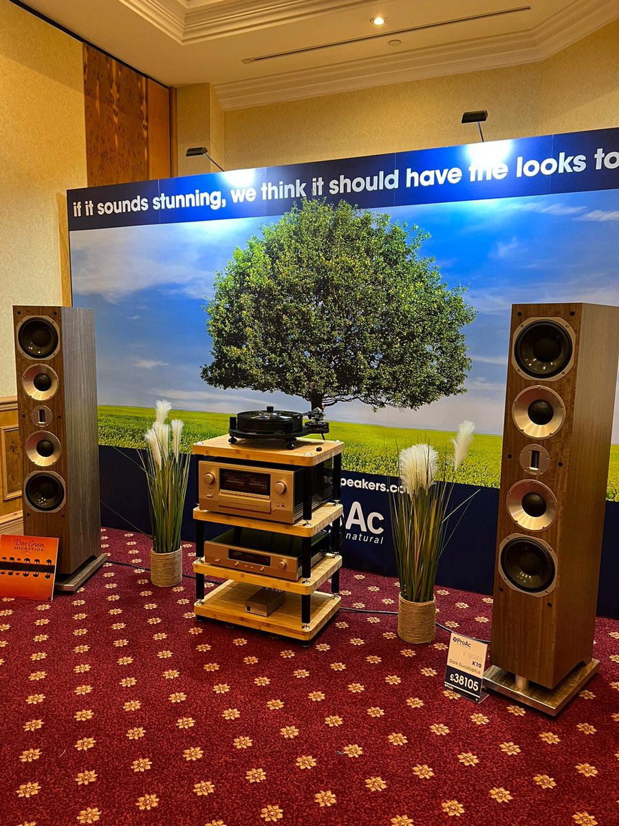 Here is our set up in the Empire 3 suite @bristolhifishow - K10's on demo along with an Accuphase E800 amp & C47 phono stage, a @MichellEngineer Orbe turntable & Atacama rack. 
Sounding fab! 

#bristolhifishow #Accuphase #michellorbe #atacama #proac #speakers #perfectlynatural