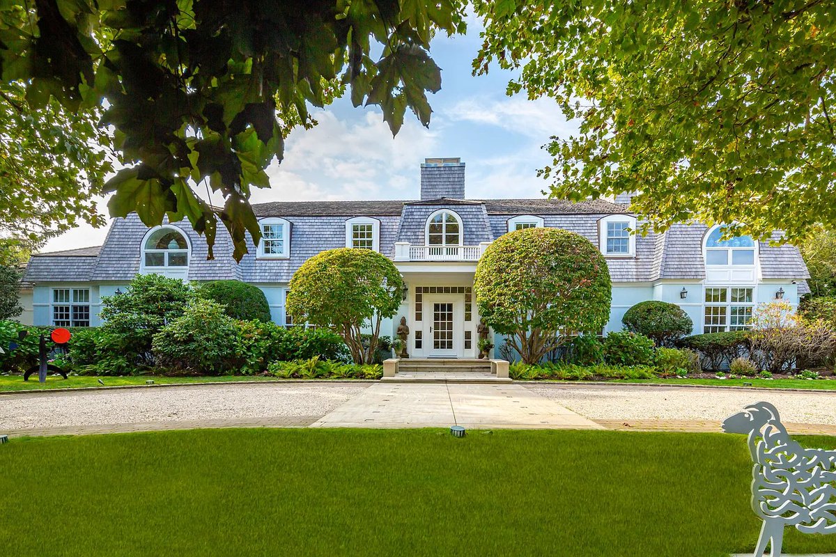 Tina Davis on Twitter "here's the home on Duck Pond lane in Southampton