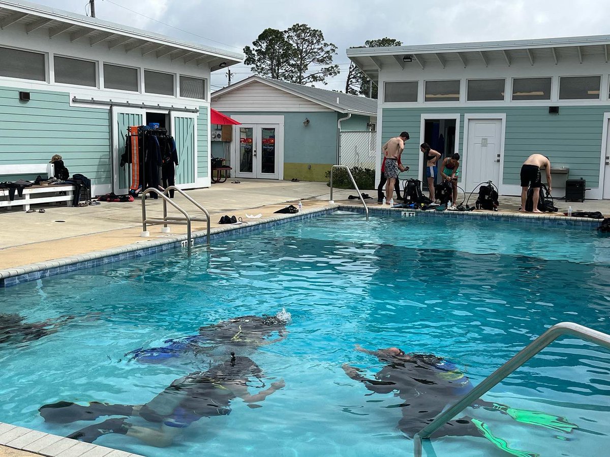 RedAlertDiving's tweet image. Learn to scuba dive now with Red Alert Diving!!!

It’s hard to believe that on this February day, we have a pool full of excited faces learning to dive. Get ready for the season now, book your PADI open water class with RAD today!

Call us at 850-238-8760 or message us here!