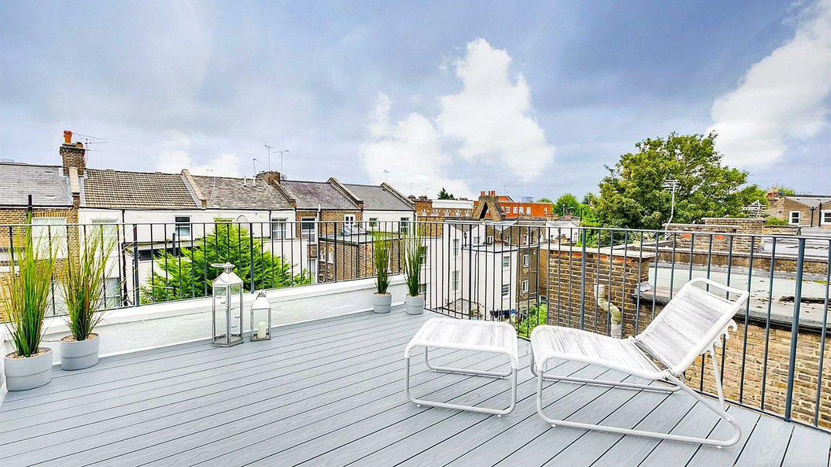 RobinsonStn's tweet photo. Unsure how property dressing can help sell your property quicker or for a higher price? Read our testimonials page to see how this has transformed many a homeowners sale
https://t.co/9AQMBKCQ84 
#PropertyDressing #HomeStaging #NorthLondon https://t.co/FRyz7kCWVr